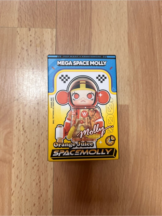 POP MART Other - Pop Mart Mega Space Molly Orange Juice Collectible Figure